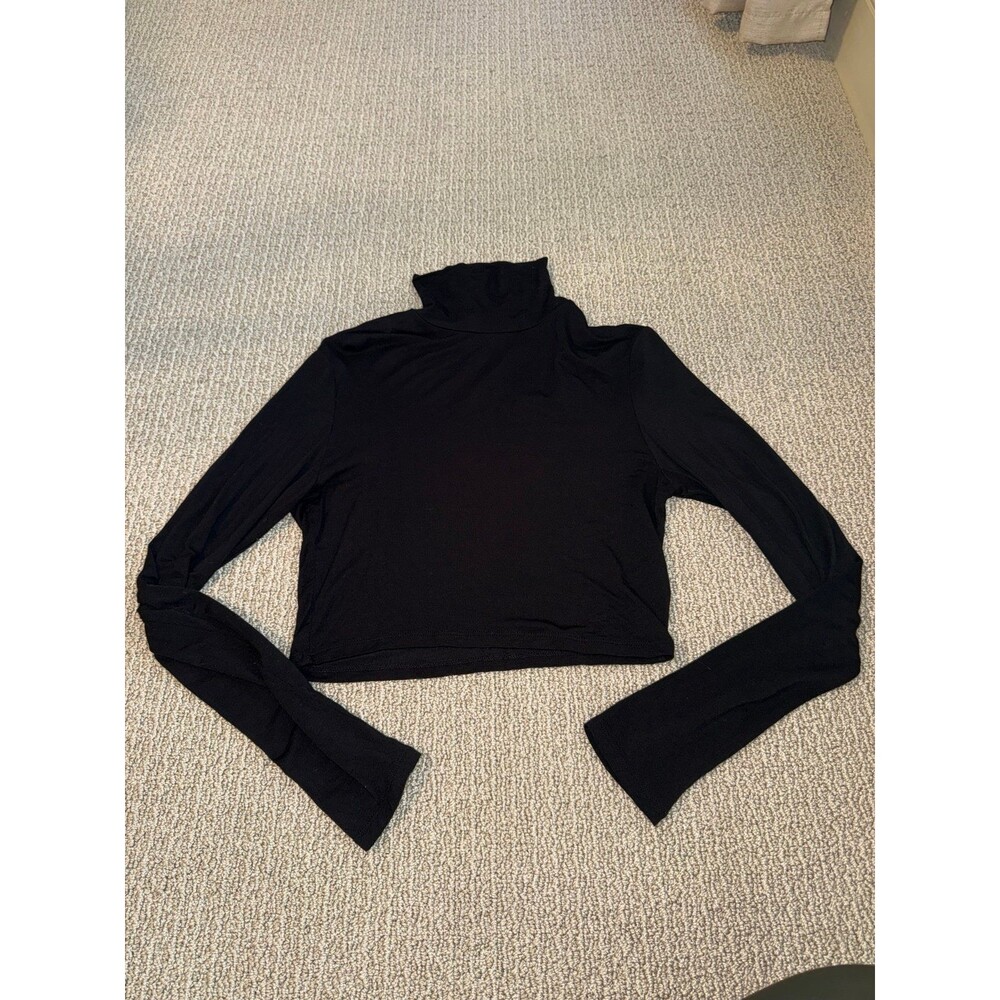 Cropped turtleneck Medium